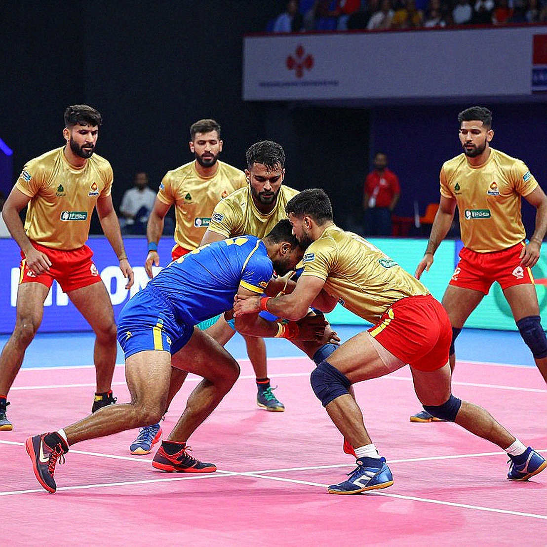 सवा सौ करोड़ की नजरों के बीच बनी कप्तानी: कॉमनवेल्थ कबड्डी चैम्पियनशिप में सुरजीत सिंह और नवीन कुमार की जोड़ी क्या बता रही है